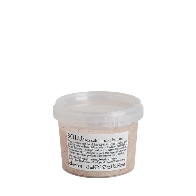 SOLU Sea Salt Scrub Cleanser Паста-скраб з морською сіллю для глибокого очищення шкіри голови та всіх типів волосся Essential Haircare Davines, 75 мл 