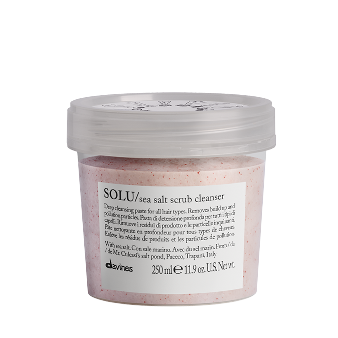 SOLU Sea Salt Scrub Cleanser Паста-скраб з морською сіллю для глибокого очищення шкіри голови та всіх типів волосся Essential Haircare Davines, 250 мл 