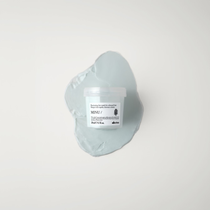 Davines MINU Маска швидкої дії для збереження кольору фарбованого волосся Essential Haircare, 250 мл 