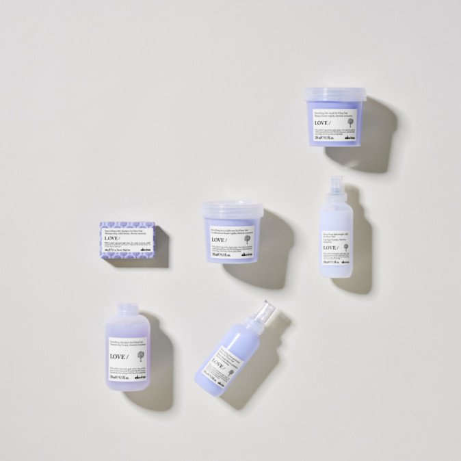 LOVE smoothing shampoo - Шампунь для розгладження неслухняного та хвилястого волосся, 250 мл 